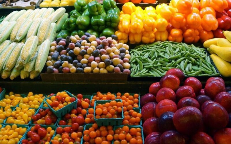 “بطيخ وموز” اسعار الفاكهة اليوم الاحد 30 يونيو 2024 في سوق العبور وسوق المستهلك
